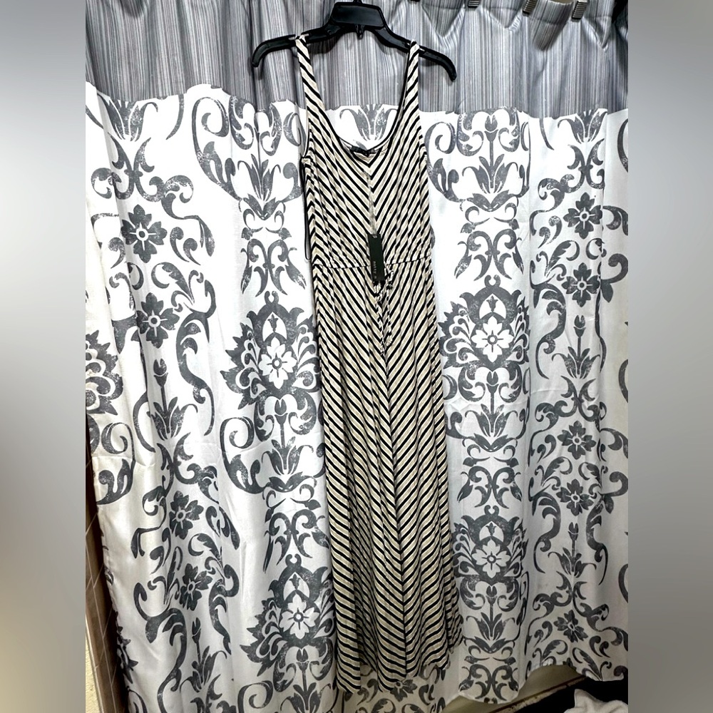 NWT Matty M Black and White Striped Maxi Dress Size S